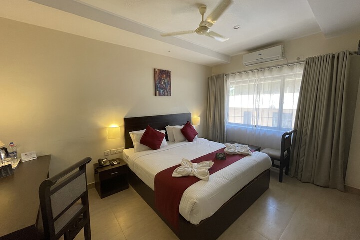 Room 40 of 93
