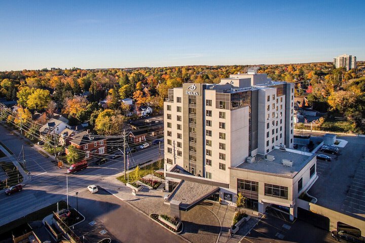 Hotel Exterior 35 of 39