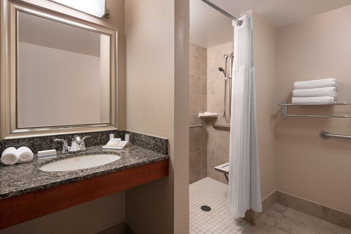 Bathroom shower