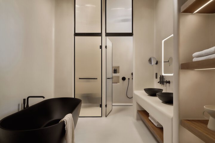 Room 64 of 110