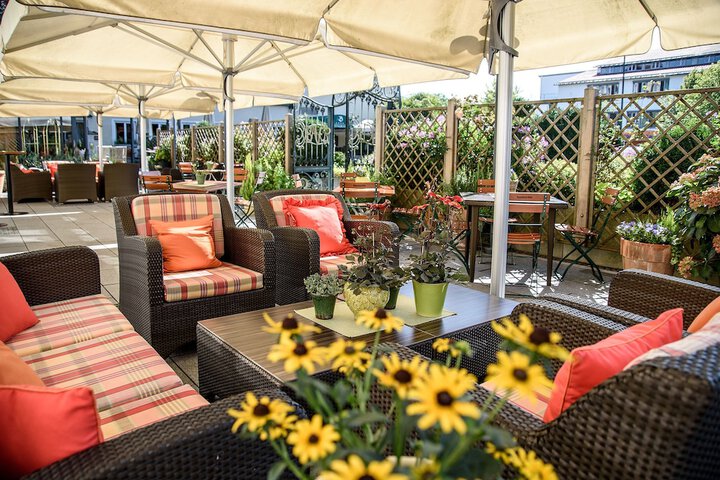 Terrace/Patio 84 of 86