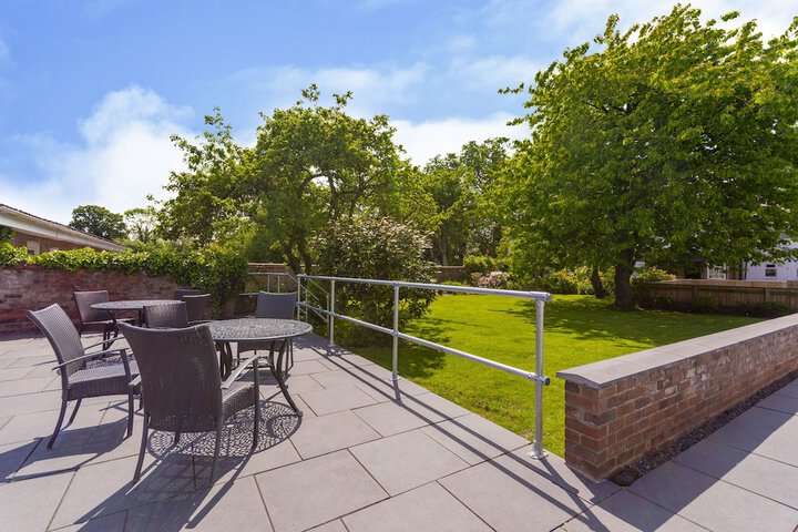 Terrace/Patio 22 of 40