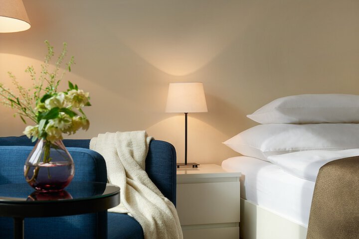 Room 17 of 30
