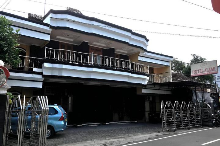 Hotel 8 of 23