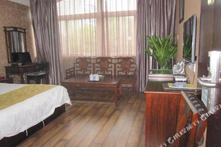 Shuiyangjiang Business Hotel