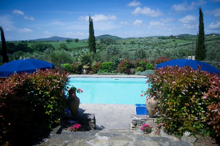 Pool 42 of 50