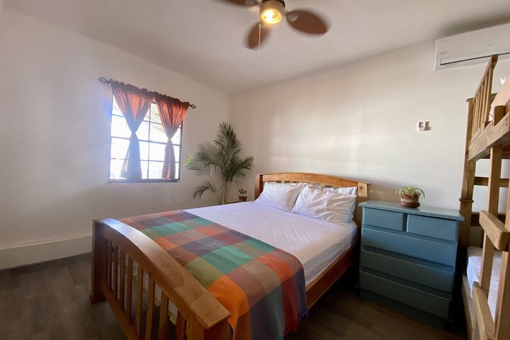 Room 4 of 20
