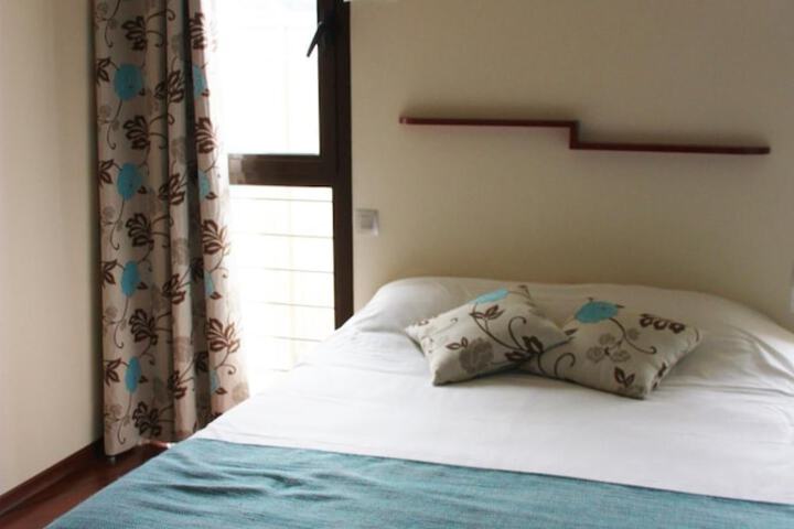 Room 26 of 84