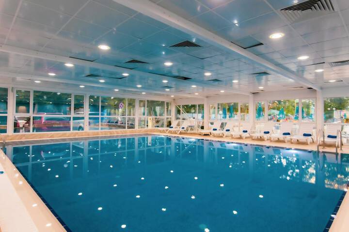 Pool 116 of 318