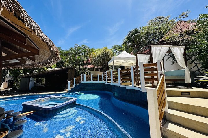 Pool Hotel