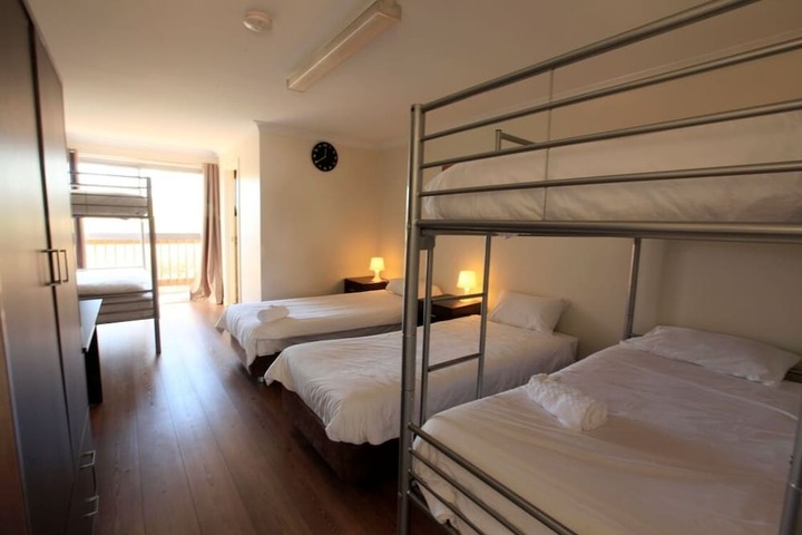 Room 7 of 110