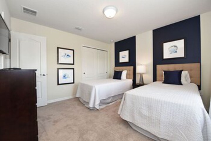 Room 127 of 131