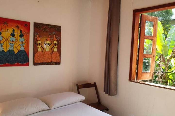 Room 3 of 86