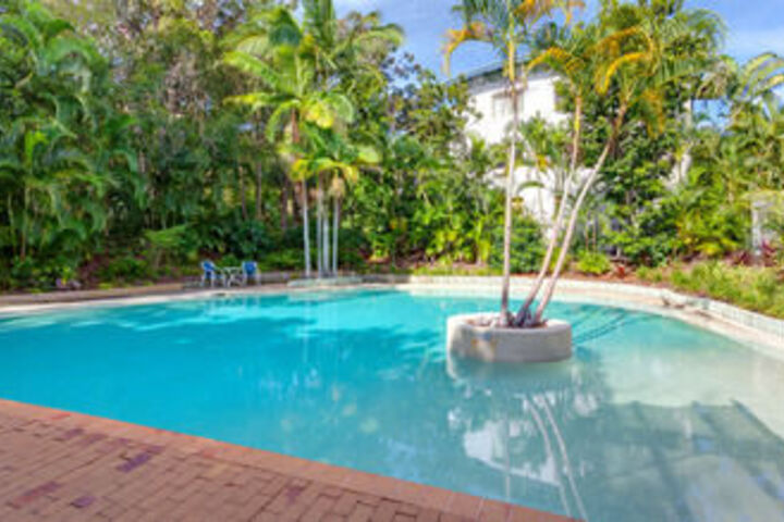 Pool 63 of 78