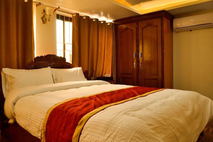 Room 6 of 43