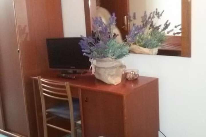 Room 20 of 50