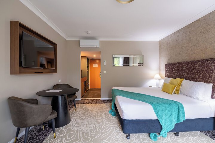 Room 14 of 43