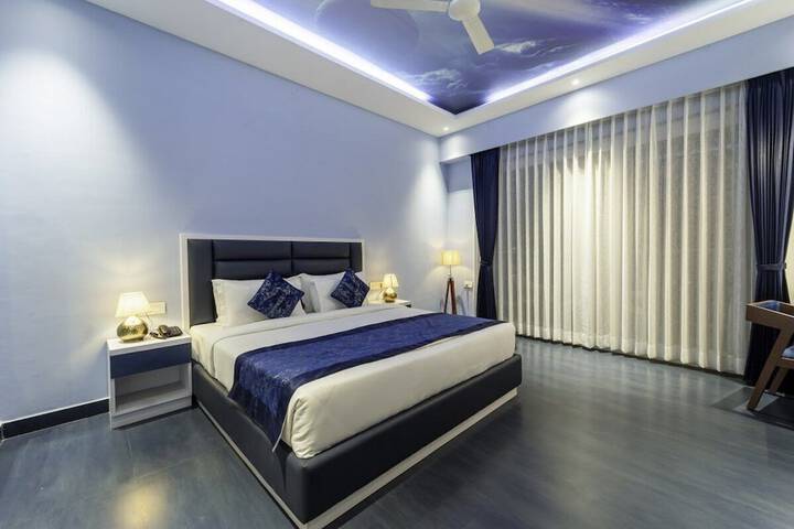 Room 34 of 68