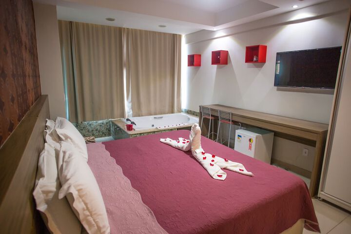 Room 8 of 38