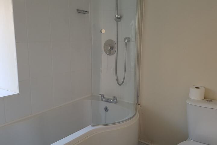 Room 52 of 92