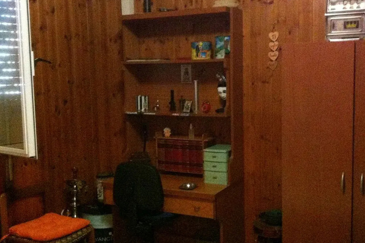Room 10 of 11
