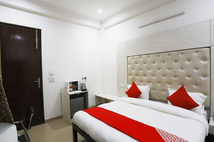 Room 21 of 30