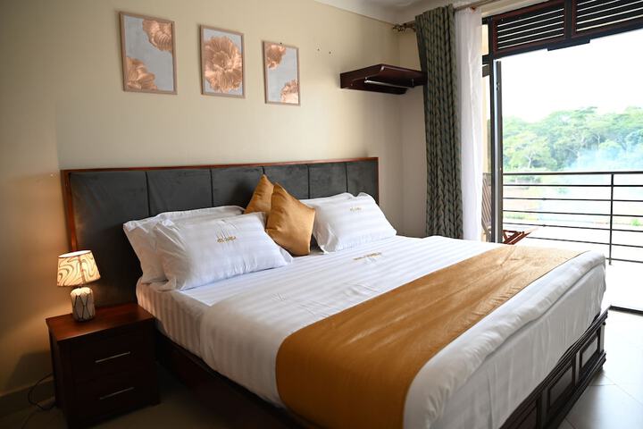 Room 6 of 22