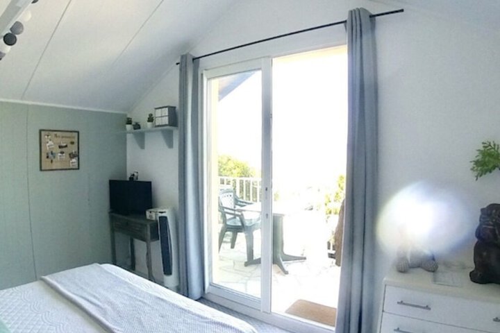 Room 13 of 73