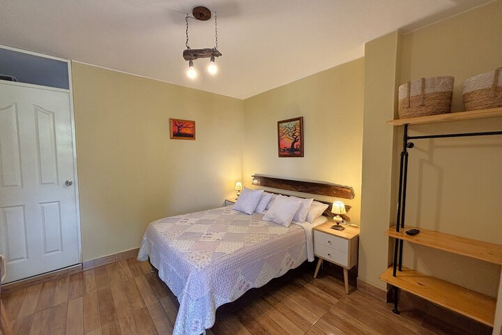 Room 44 of 199