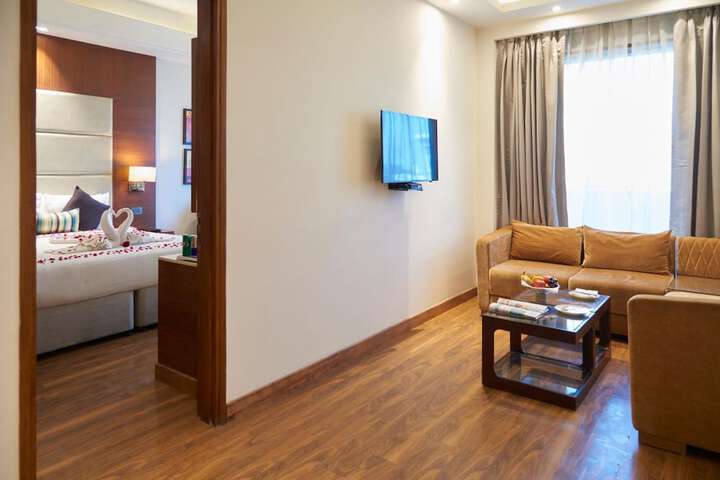 Room 26 of 54