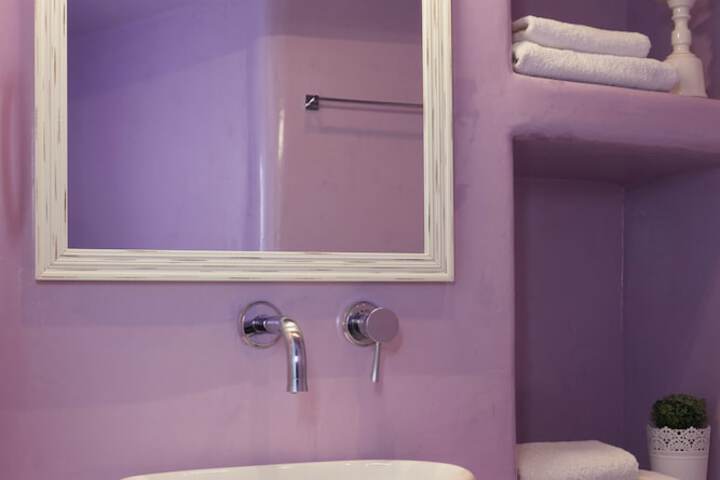 Room 48 of 78
