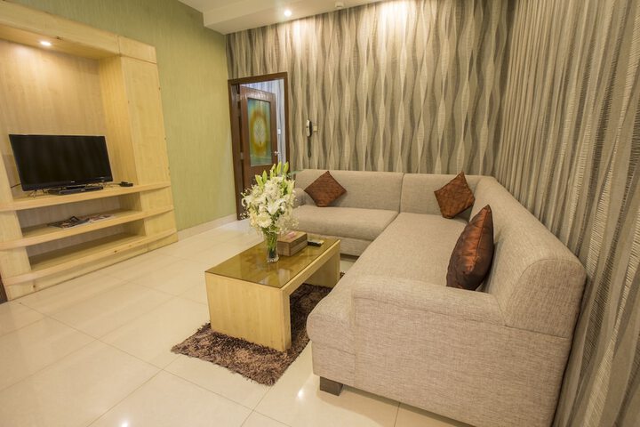 Room 25 of 61
