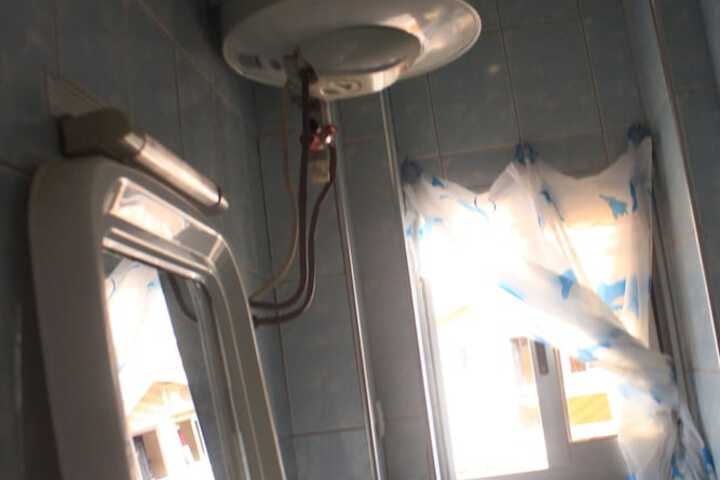 Room 15 of 28