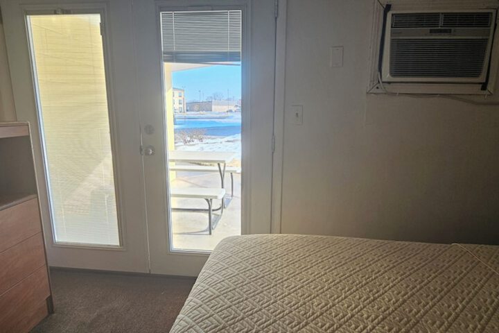 Room 16 of 30