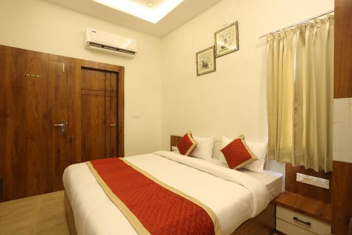 Photo of Hotel pride & Restaurant
