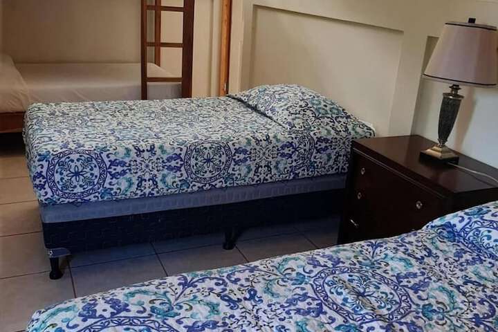 Room 9 of 42