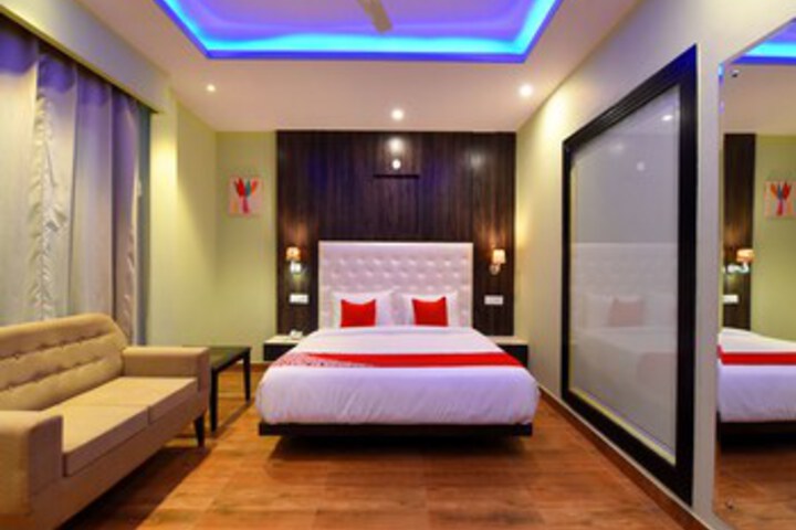Room 10 of 27
