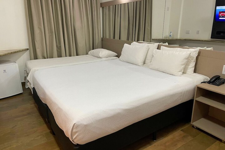 Room 17 of 47