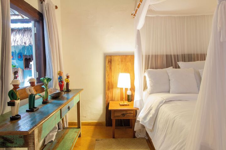 Room 3 of 90
