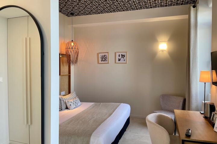 Room 19 of 46