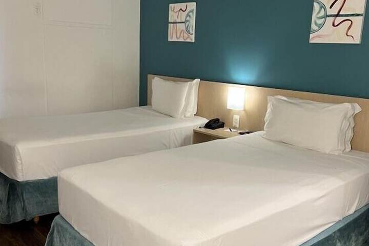 Room 5 of 30