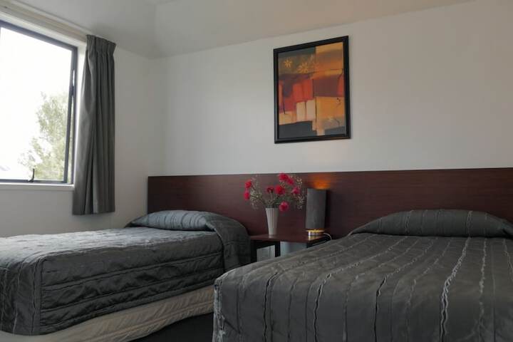 Room 10 of 51