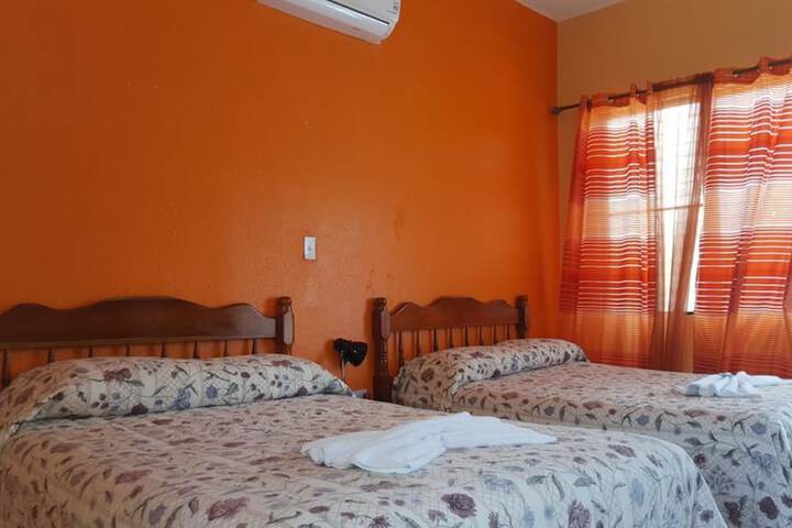 Room 8 of 37