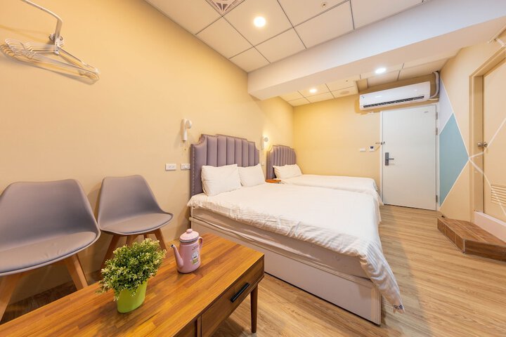 Room 7 of 31