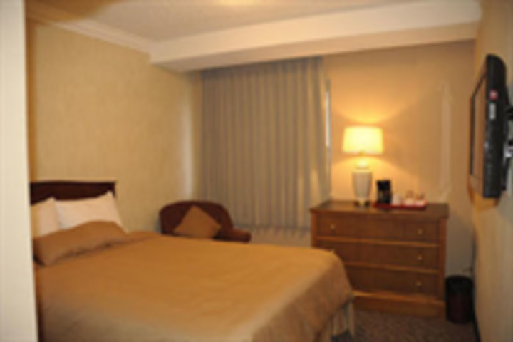 NORTHBRIDGE HOTEL AND SUITES