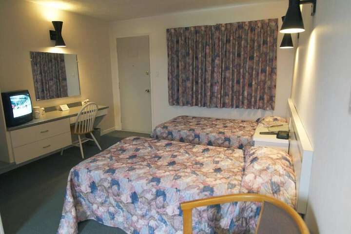 Room 6 of 30