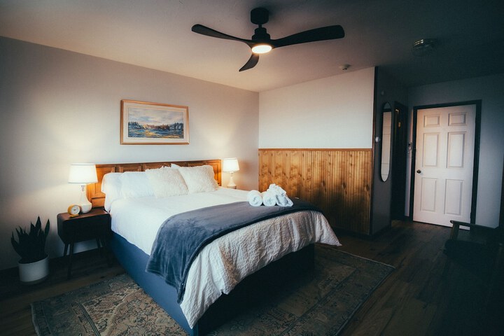 Room 3 of 19