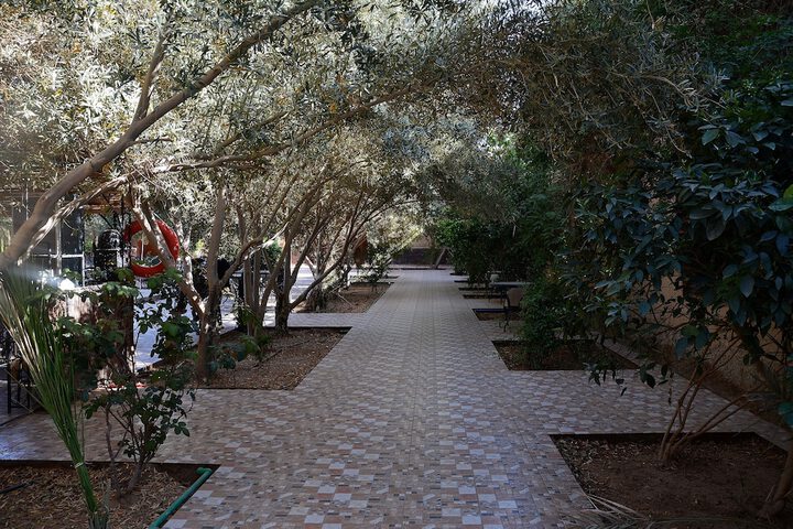 Hotel Exterior 116 of 124