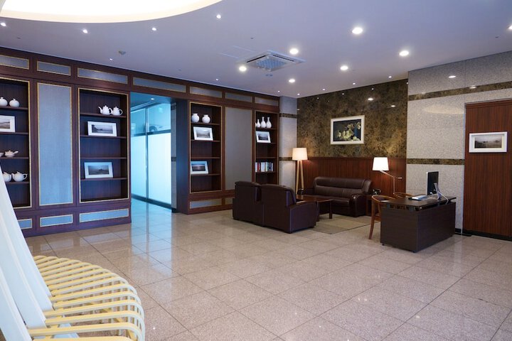 Hotel Lobby