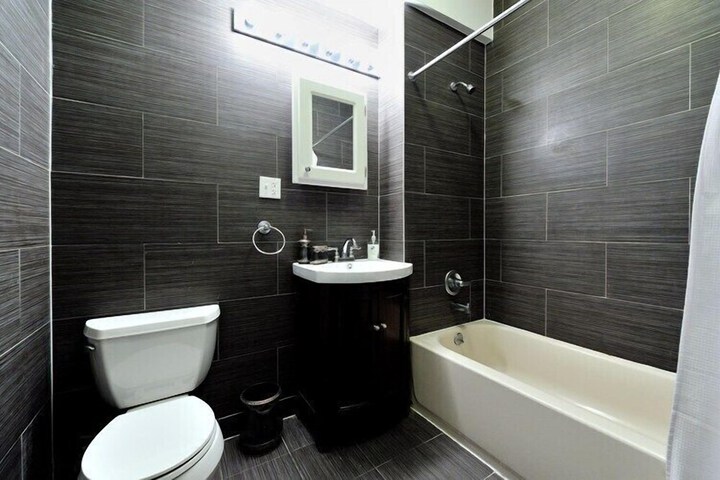 Room 291 of 324
